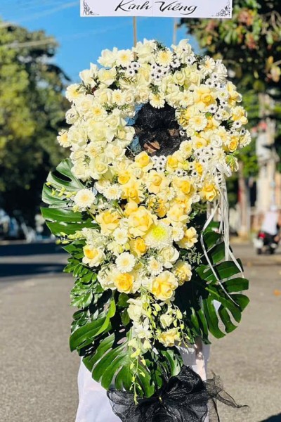 Cây đặc biệt chi tiết loại hoa