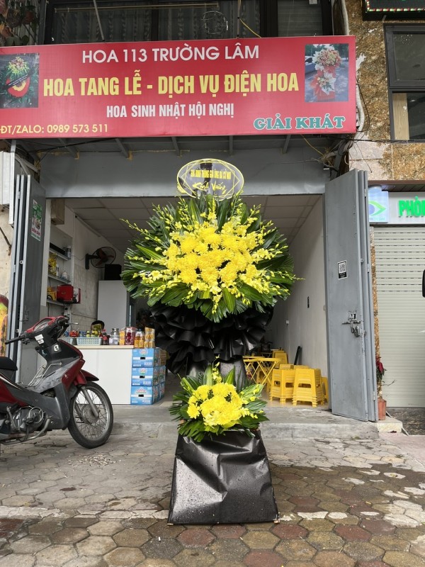 Tại sao cần Vòng Hoa Viếng?