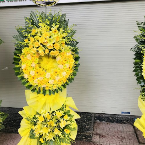 https://vonghoaviengducgianglongbien.com/image/cache/catalog/san-pham/vong-hoa-vieng/vong-hoa-vieng-himag-3-cr-500x500.jpg