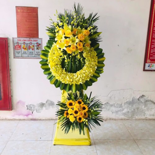 https://vonghoaviengducgianglongbien.com/image/cache/catalog/san-pham/vong-hoa-vieng/vong-hoa-vieng-himag-6-cr-500x500.jpg